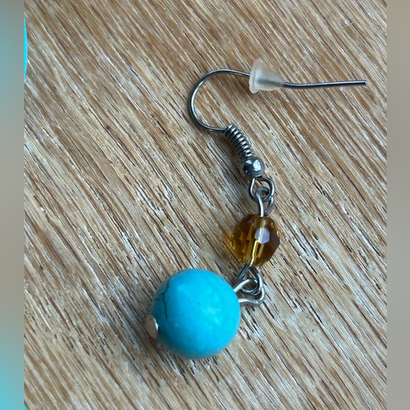 Turquoise Necklace Handmade Also W/Crystal & Howlite Beads On Twisted Cording - Picture 12 of 12